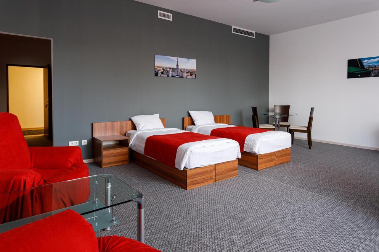 Moscow House Hotel Ереван Екстериор снимка