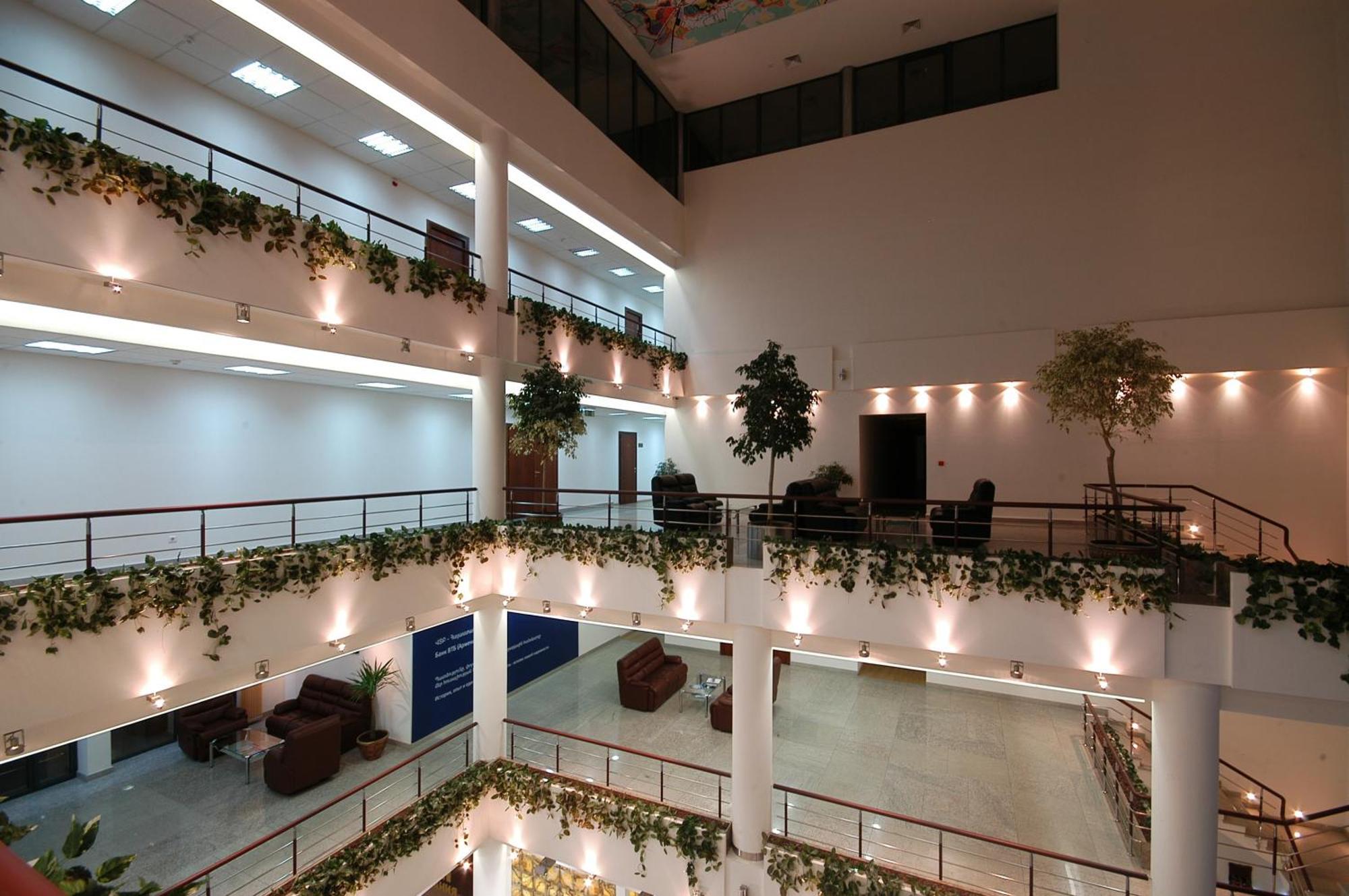 Moscow House Hotel Ереван Екстериор снимка